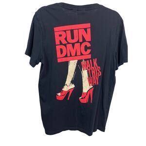 Run DMC Walk This Way Tee Medium
